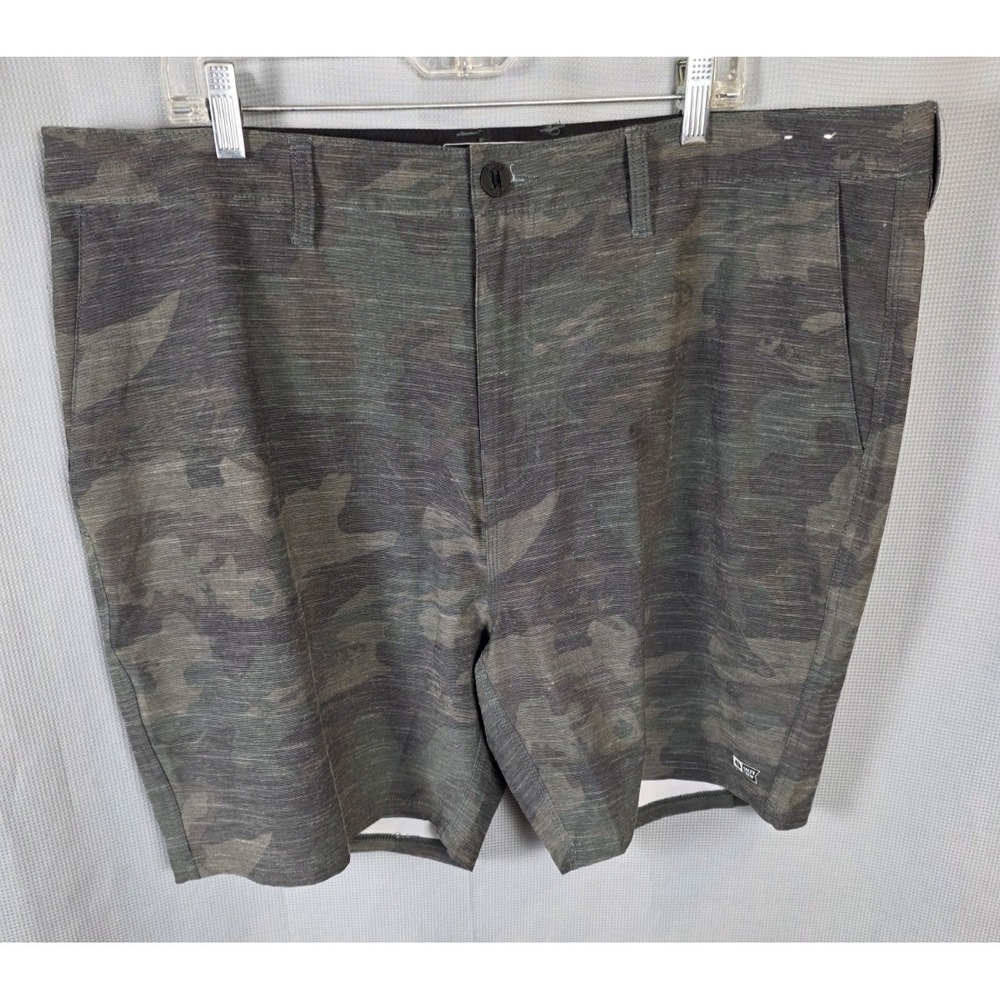 Salty Crew Hybrid Shorts Mens 42W Multi Stretch Camo Fish Quick Dry